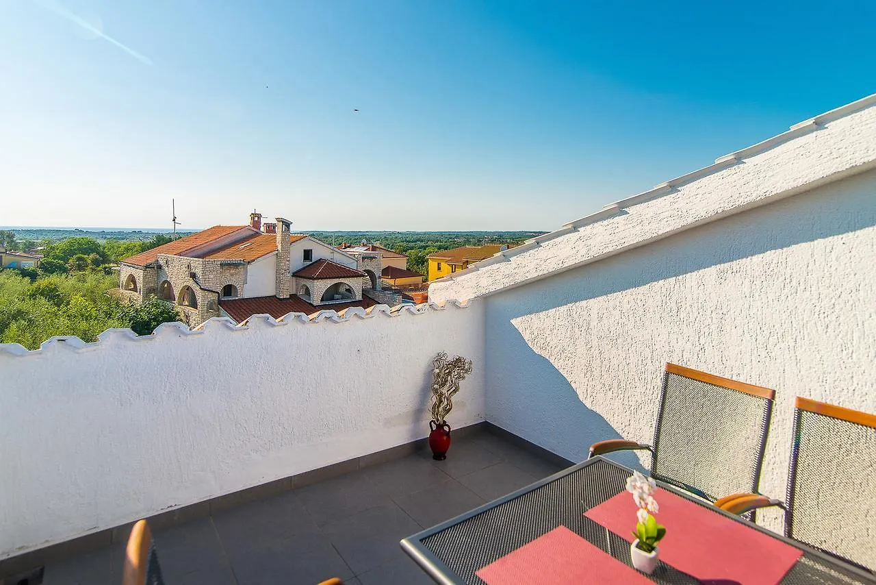 Apartments Dino Porec