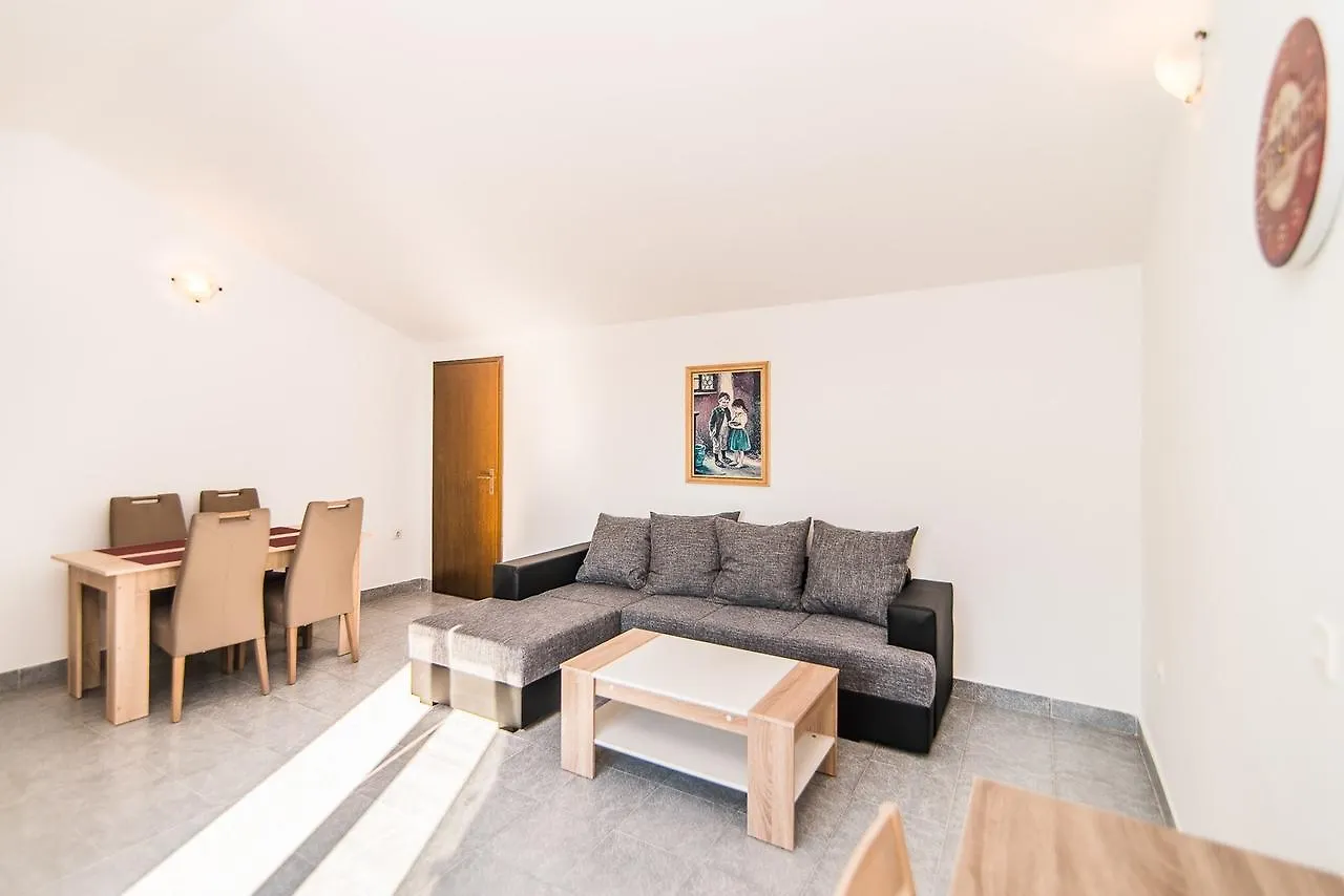 Penzion Apartments Dino Poreč
