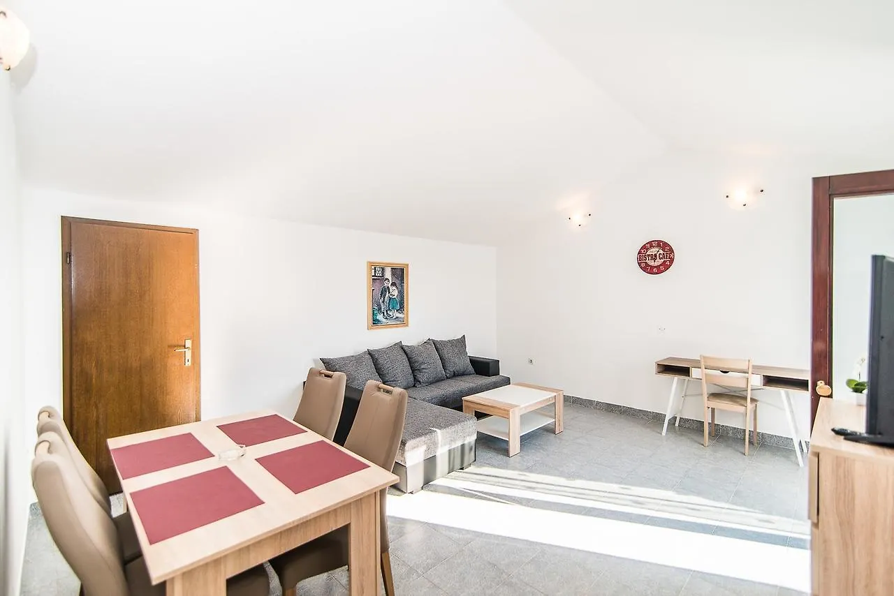 *** Guest house Apartments Dino Porec Croatia