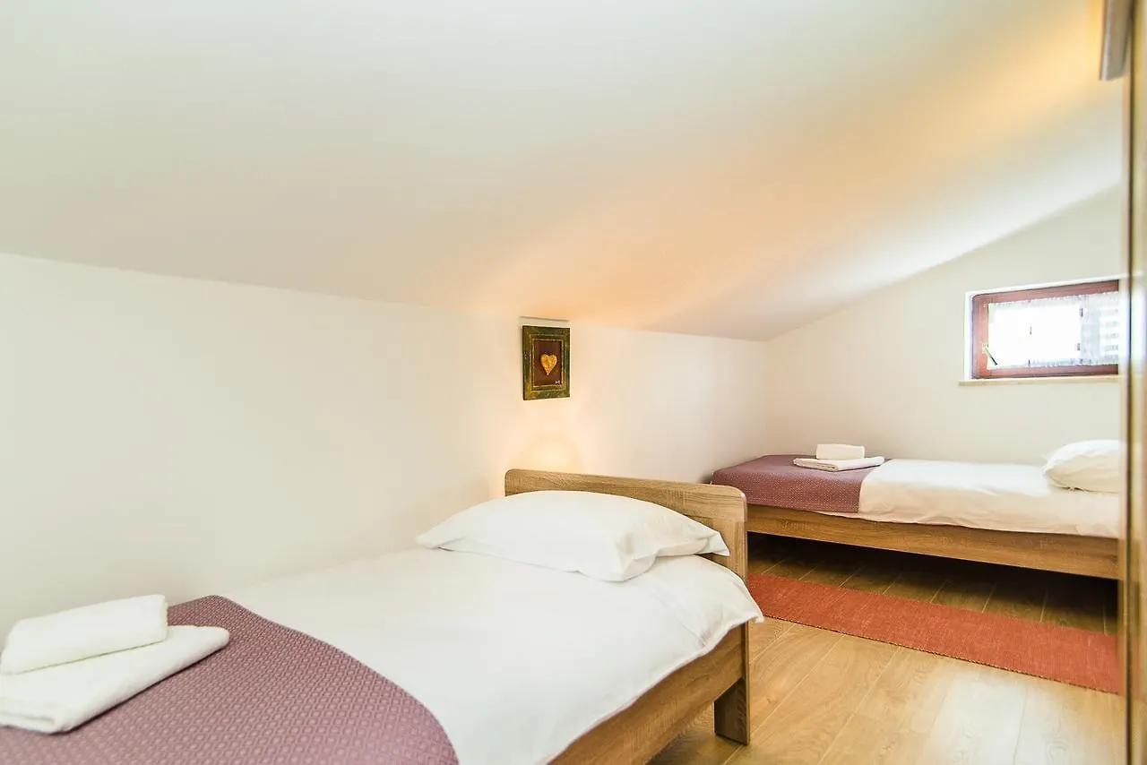 Apartments Dino Porec