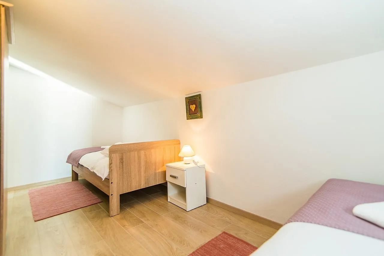 Apartments Dino Poreč Chorvatsko