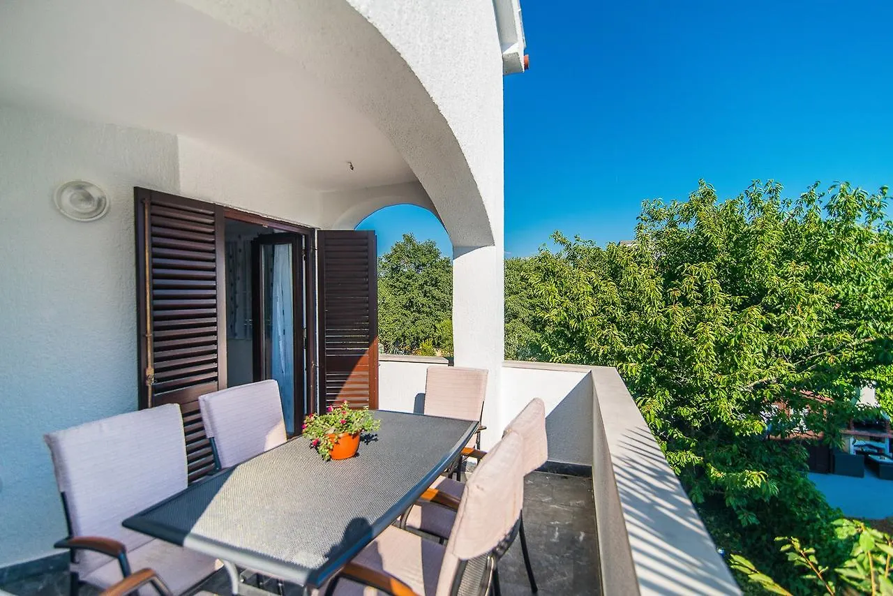 Gasthof Apartments Dino Poreč